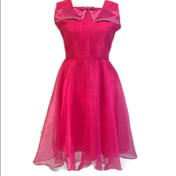 Cherubim Dresses & Skirts - Vintage retro Frothy Pink Taffeta Prom Dress